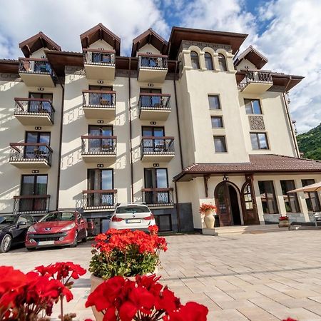 River Hotel & Spa Călimăneşti Esterno foto